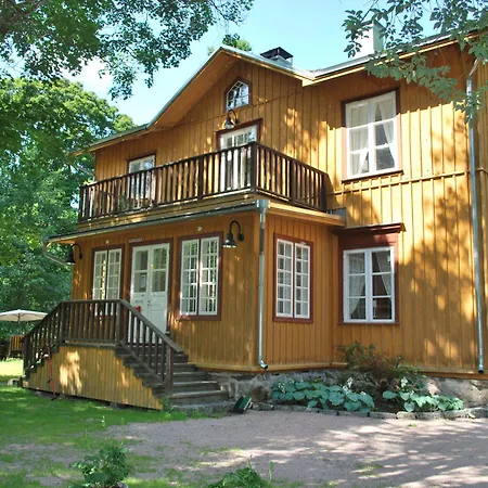 ゲストハウス Kirjakkalan Ruukkikylae Teijo