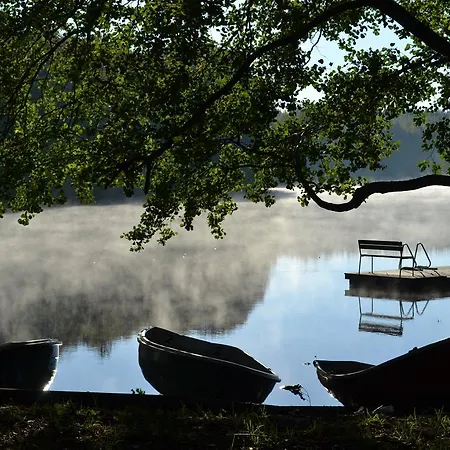 基拉卡兰卢奇凯拉旅馆 Teijo
